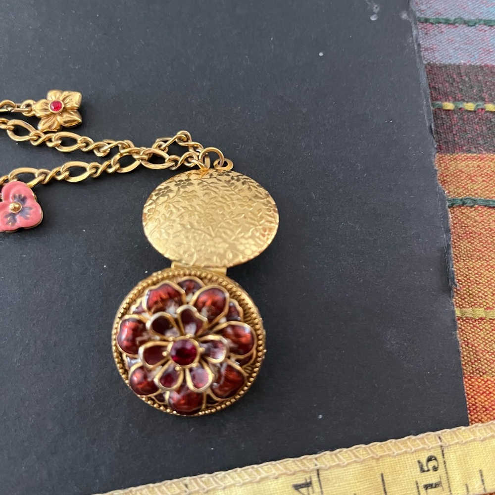 Vintage Joan Rivers Victorian Language of Flowers Necklace with Colorful Charms - Picture 11 of 11